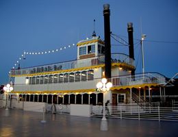 Lake Mead Cruises is a  World Class Wedding Venues Gold Member
