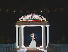 Bella Rose Plantation is a  World Class Wedding Venues Gold Member