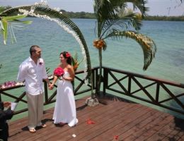Sunset Bungalows Resort is a  World Class Wedding Venues Gold Member