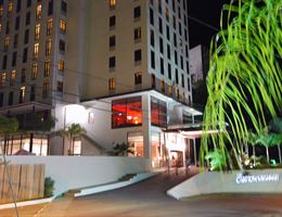 The Carlton Savannah is a  World Class Wedding Venues Gold Member