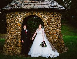 Bermuda Run Country Club is a  World Class Wedding Venues Gold Member