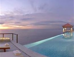 The Leela Mumbai is a  World Class Wedding Venues Gold Member