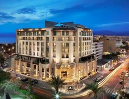 DoubleTree by Hilton Hotel Aqaba is a  World Class Wedding Venues Gold Member