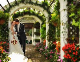 East Winds is a  World Class Wedding Venues Gold Member
