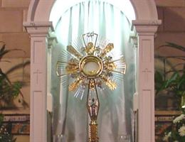 Basilica of St. Lawrence is a  World Class Wedding Venues Gold Member