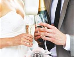 Huentala Hotel is a  World Class Wedding Venues Gold Member