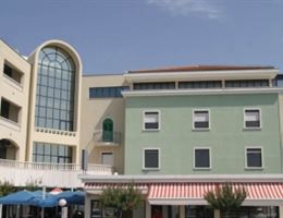 Aparthotel Bellevue is a  World Class Wedding Venues Gold Member