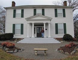 The Woodside House is a  World Class Wedding Venues Gold Member