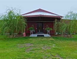 Tripp Farms is a  World Class Wedding Venues Gold Member