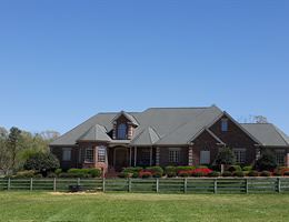 The Lily Pad is a  World Class Wedding Venues Gold Member