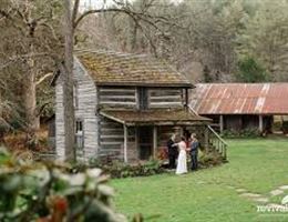 The Mast Farm Inn is a  World Class Wedding Venues Gold Member