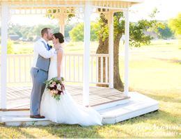 Lonestar Mansion is a  World Class Wedding Venues Gold Member