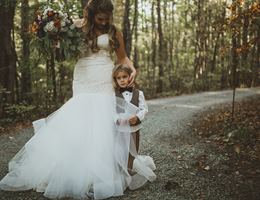 Timberlake Earth Sanctuary is a  World Class Wedding Venues Gold Member