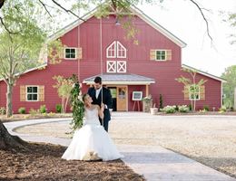 Pepper Sprout Barn is a  World Class Wedding Venues Gold Member