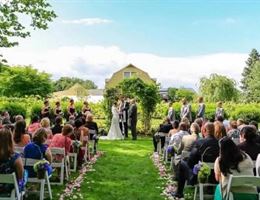 Crossing Vineyards and Winery is a  World Class Wedding Venues Gold Member