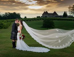 Chateau Elan Winery & Resort is a  World Class Wedding Venues Gold Member