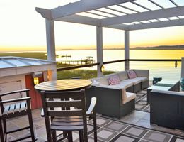 Regatta Inn is a  World Class Wedding Venues Gold Member