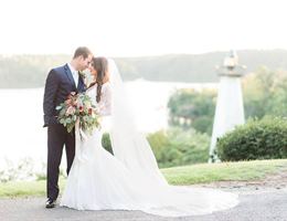 North River Yacht Club is a  World Class Wedding Venues Gold Member