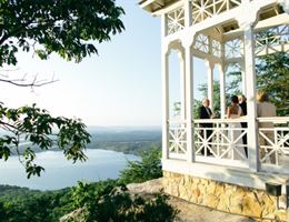 Gorham's Bluff is a  World Class Wedding Venues Gold Member