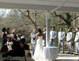 Magnolia Manor Bed and Breakfast is a  World Class Wedding Venues Gold Member