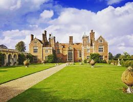 North Mymms Park is a  World Class Wedding Venues Gold Member