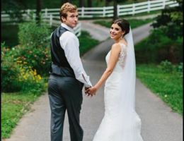 Little River Farms is a  World Class Wedding Venues Gold Member