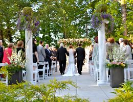 Carlyle House is a  World Class Wedding Venues Gold Member