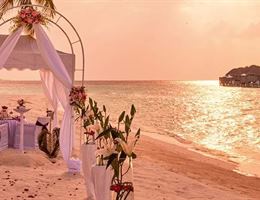 Constance Moofushi Maldives is a  World Class Wedding Venues Gold Member