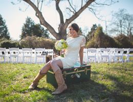 Barrie Leigh Fields is a  World Class Wedding Venues Gold Member