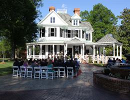 The Brawley Estate is a  World Class Wedding Venues Gold Member