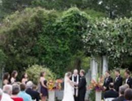 Daniel Stowe Botanical Garden is a  World Class Wedding Venues Gold Member