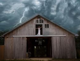 Dewberry Manor is a  World Class Wedding Venues Gold Member