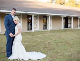 Hampton Cove Wedding Plantation is a  World Class Wedding Venues Gold Member