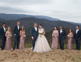 Eden Crest Weddings in the Smoky Mountains is a  World Class Wedding Venues Gold Member