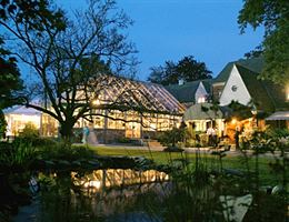 Springwood Manor is a  World Class Wedding Venues Gold Member