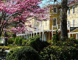 Historic Yellow Springs is a  World Class Wedding Venues Gold Member