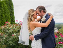 Wind Watch Golf and Country Club is a  World Class Wedding Venues Gold Member