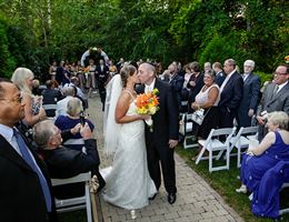 Arbor Ridge is a  World Class Wedding Venues Gold Member