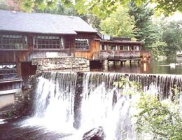 Cobbs Mill Inn is a  World Class Wedding Venues Gold Member
