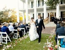 Dunleith Historic Inn is a  World Class Wedding Venues Gold Member