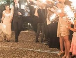 Glenfield Plantation is a  World Class Wedding Venues Gold Member