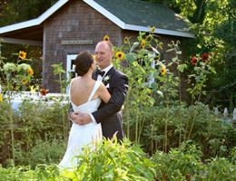 Good Earth Market and Organic Farm is a  World Class Wedding Venues Gold Member