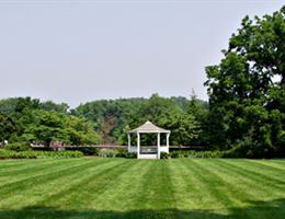 Bellevue Hall is a  World Class Wedding Venues Gold Member