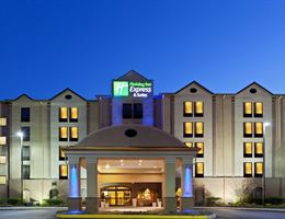 Holiday Inn Express and Suites Dover is a  World Class Wedding Venues Gold Member