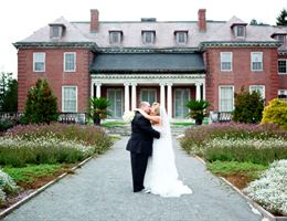 The Gardens at Elm Bank is a  World Class Wedding Venues Gold Member