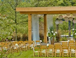 Topnotch Resort is a  World Class Wedding Venues Gold Member