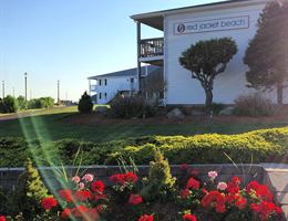 Red Jacket Mountain View Resort is a  World Class Wedding Venues Gold Member