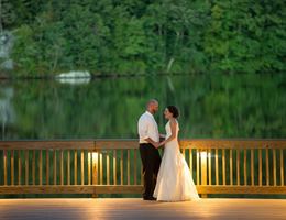 Lake of Isles is a  World Class Wedding Venues Gold Member