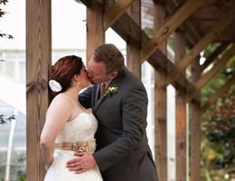 Krohn Conservatory is a  World Class Wedding Venues Gold Member