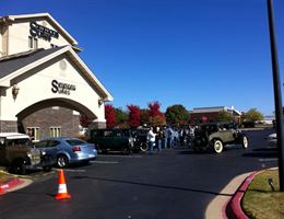 Simmons Suites Hotel is a  World Class Wedding Venues Gold Member